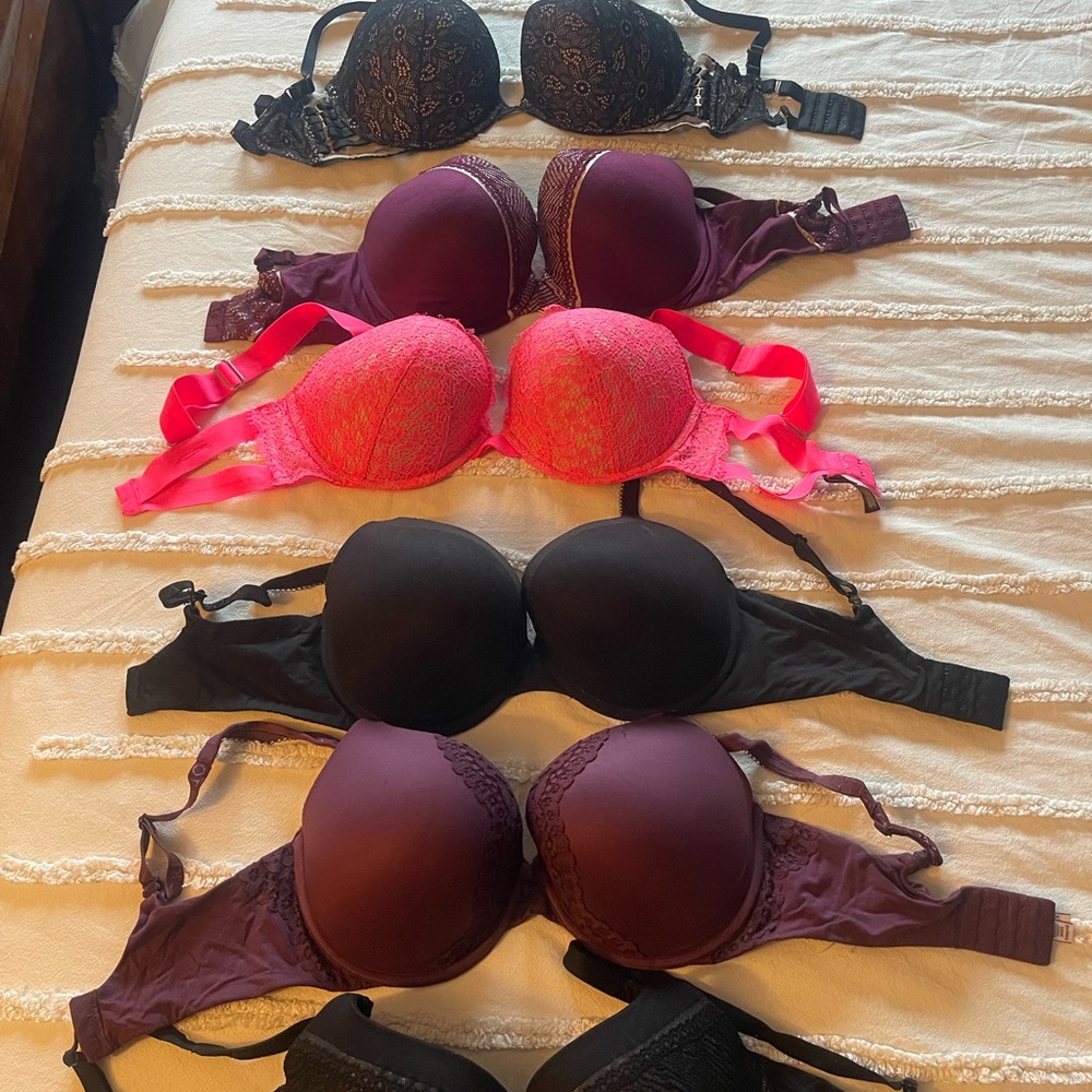 34ddd bras used very little as I had a reduction and no longer wear these